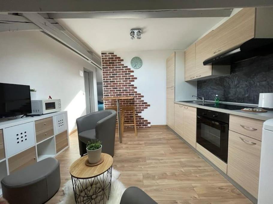 Edouard 2. Logement Complet. Charleville-Mezieres Exterior photo