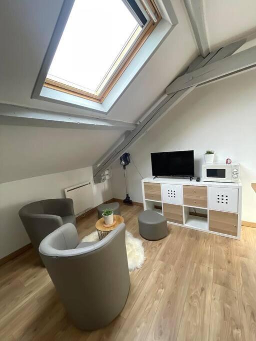 Edouard 2. Logement Complet. Charleville-Mezieres Exterior photo